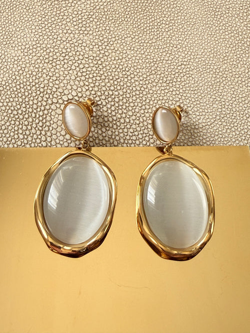 Melita Earrings OffWhite