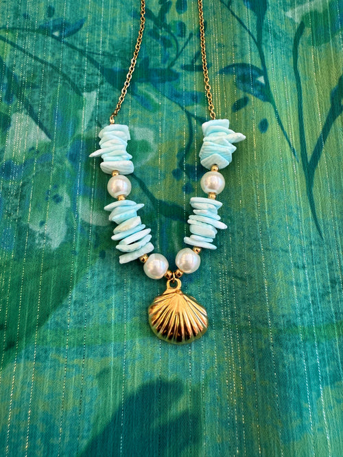 Shell Necklace Baby Blue